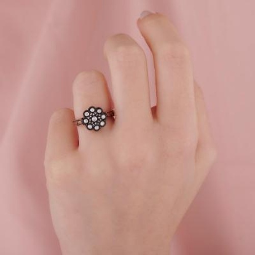 Elmas Çiçek Yüzük