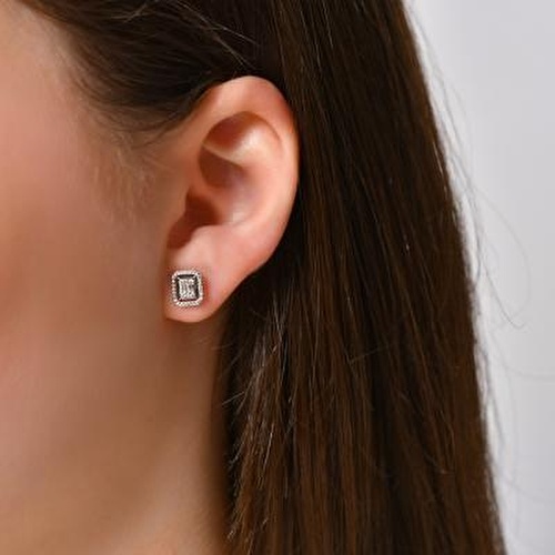 Pırlanta Baget Küpe