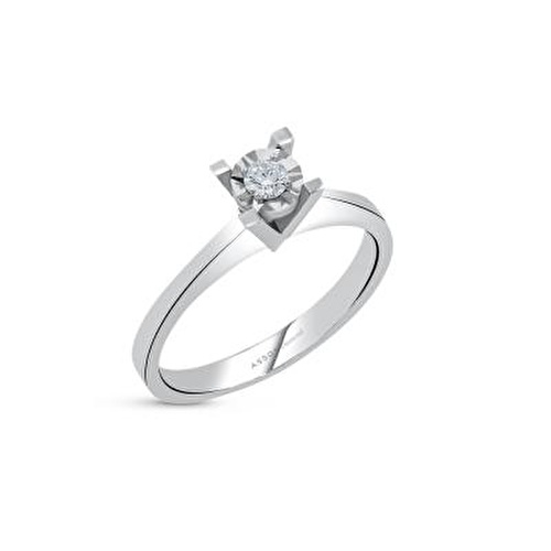 Pırlanta Tektaş Yüzük