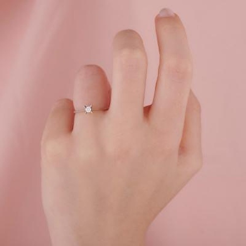 Pırlanta Tektaş Yüzük